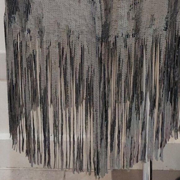 ๐ฅSHOWSTOPPER!๐ฅLulus 1920's Flapper Style Silver Sequin Fringe Pencil Skirt - Picture 14 of 16